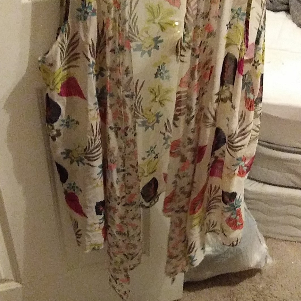Sheer vest - Picture 3 of 3